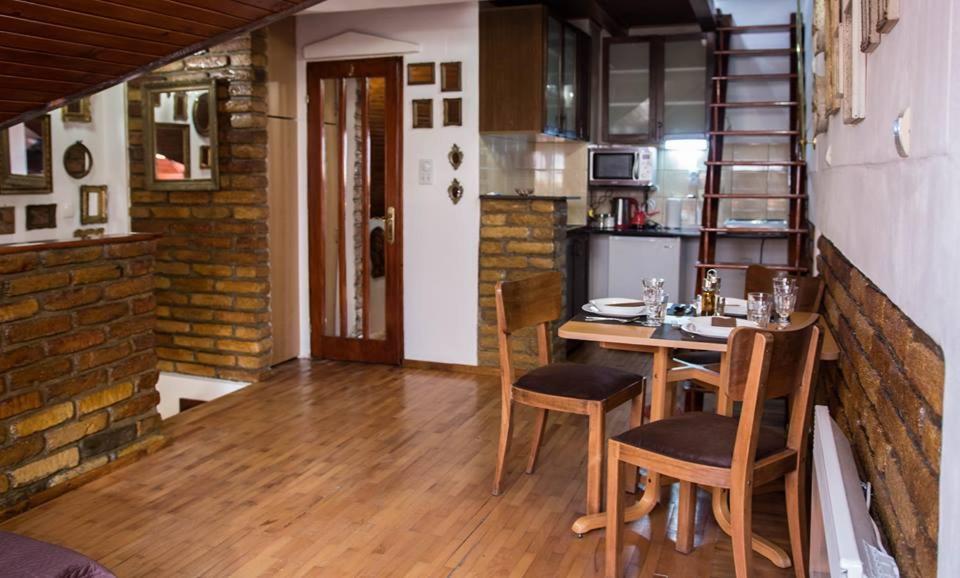Miha Apartman Subotica Buitenkant foto